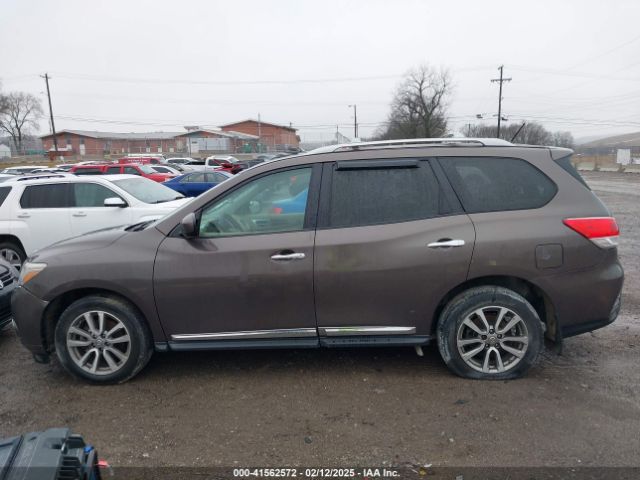 5N1AR2MN5FC688642 Nissan Pathfinder Sl