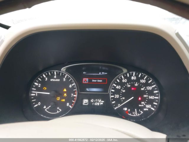5N1AR2MN5FC688642 Nissan Pathfinder Sl