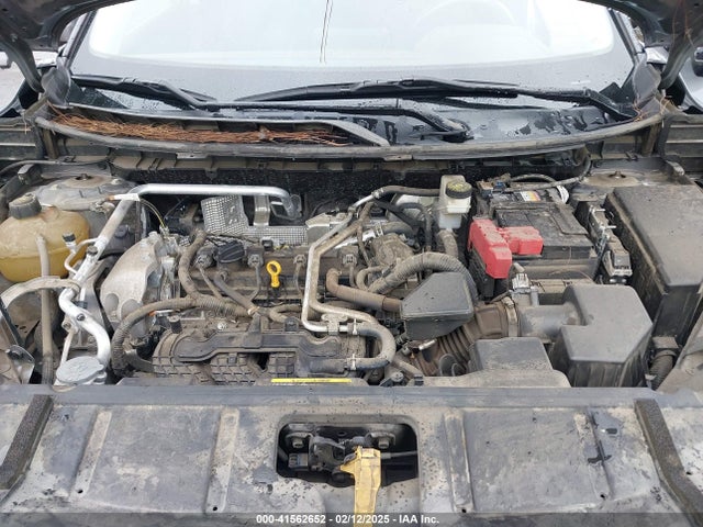 JN8AT3BA8MW025576 Nissan Rogue Sv Fwd