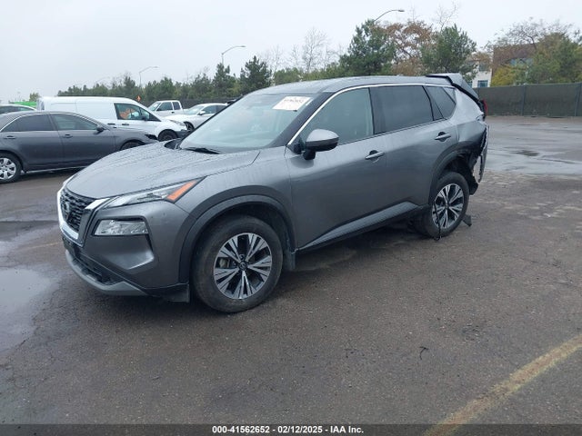 JN8AT3BA8MW025576 Nissan Rogue Sv Fwd