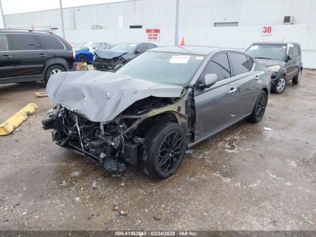1N4BL4DV4MN415155 Nissan Altima Sv Fwd