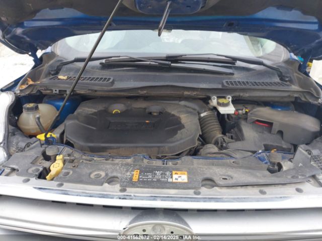 1FMCU9G92HUE75059 Ford ESCAPE SE