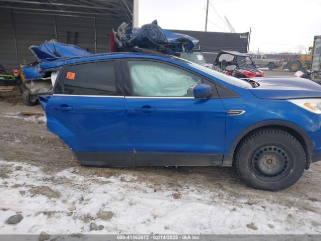 1FMCU9G92HUE75059 Ford ESCAPE SE