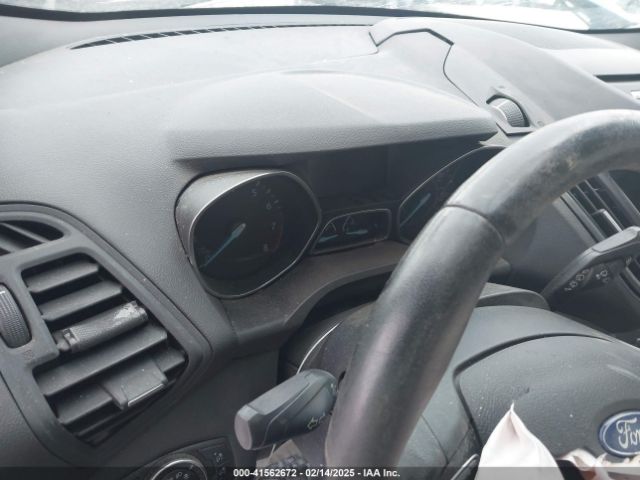 1FMCU9G92HUE75059 Ford ESCAPE SE