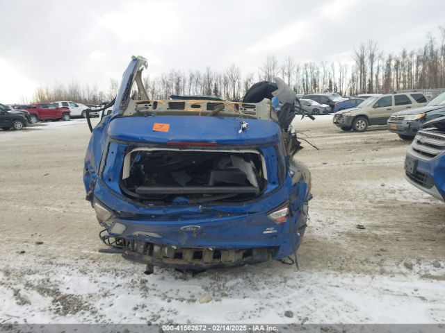 1FMCU9G92HUE75059 Ford ESCAPE SE