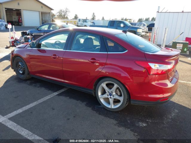 1FADP3J23EL137525 Ford Focus Titanium
