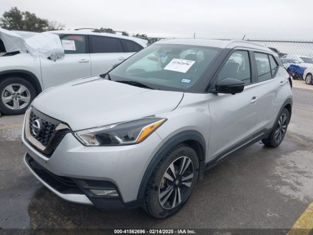 3N1CP5CU0KL568570 Nissan KICKS SR