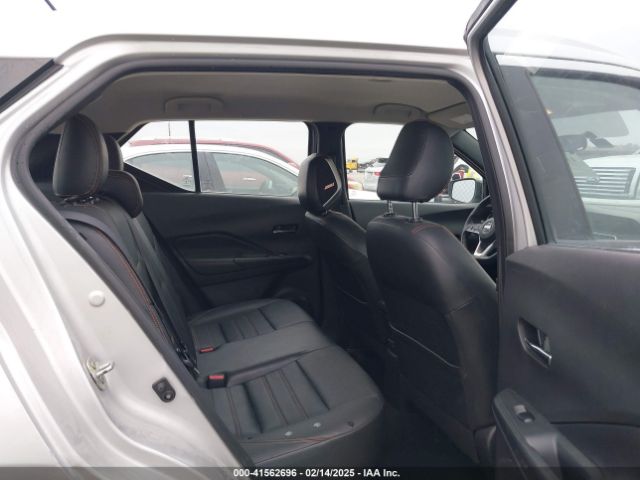 3N1CP5CU0KL568570 Nissan KICKS SR