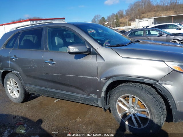 5XYKTCA69EG477824 KIA SORENTO LX