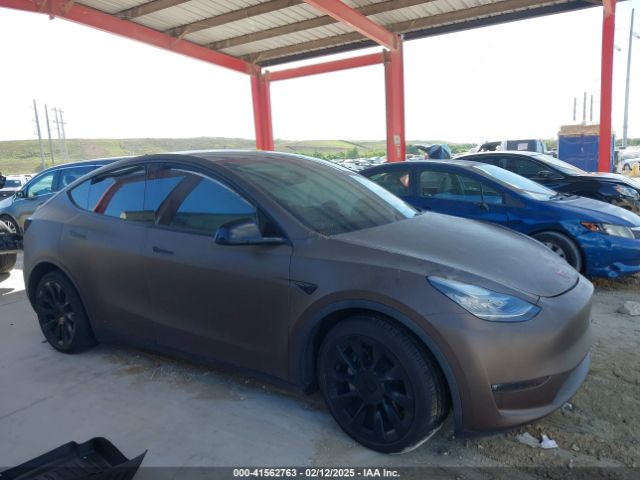 5YJYGDEE8MF140038 Tesla Model Y Long Range Dual Motor All-wheel Drive