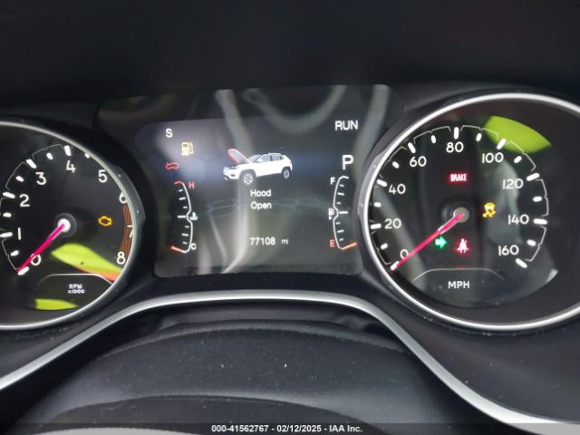 3C4NJCBB7JT226303 Jeep Compass Latitude Fwd
