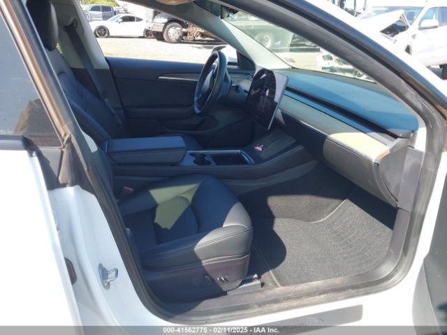 5YJ3E1EB7NF120661 Tesla Model 3 Long Range Dual Motor All-wheel Drive