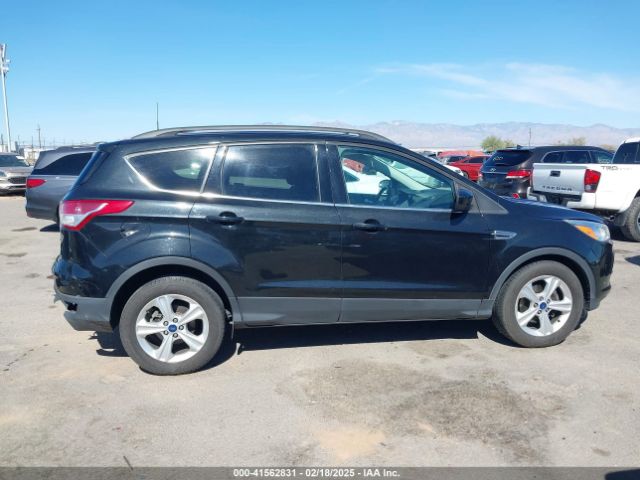 1FMCU0GXXEUE35415 Ford ESCAPE SE