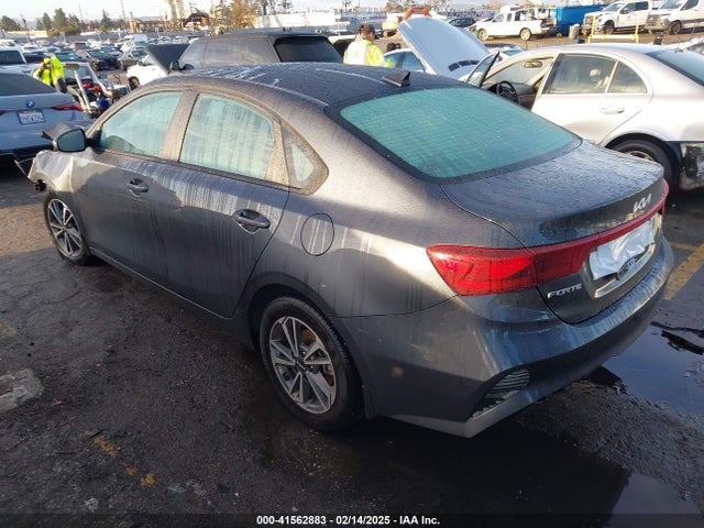3KPF24AD7PE536653 KIA Forte Lxs