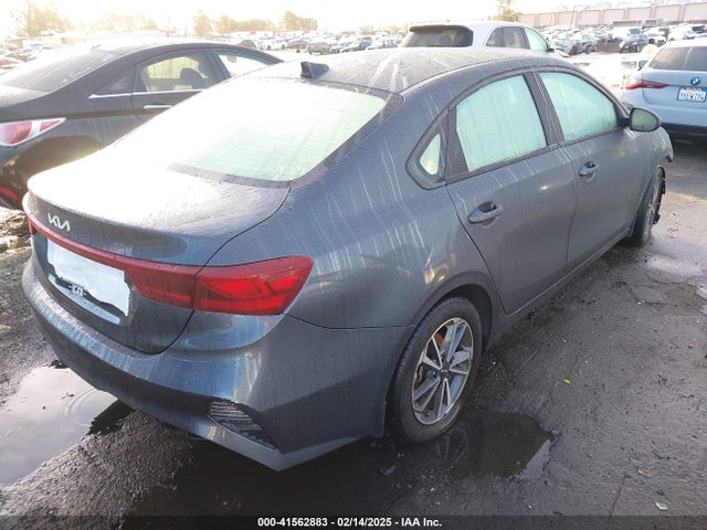 3KPF24AD7PE536653 KIA Forte Lxs