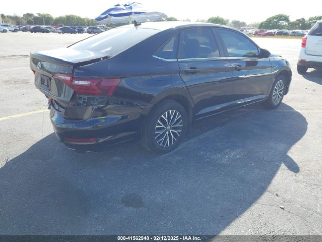 3VWC57BU2LM105029 Volkswagen Jetta 1.4t R-line/1.4t S/1.4t Se