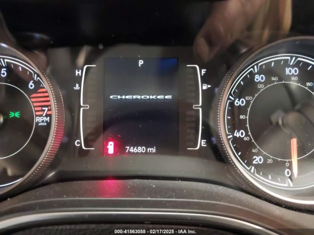 1C4PJMLB6KD465474 Jeep Cherokee Latitude Plus 4x4