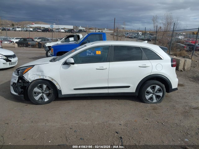 KIA gdi 2022 KNDCB3LC2N5500749 Image 13