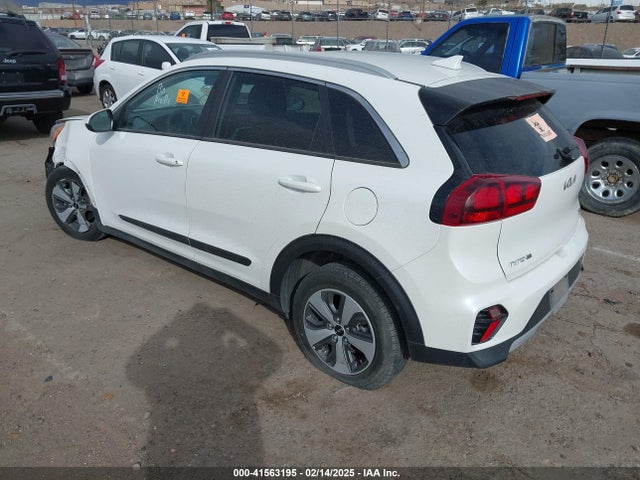 KIA gdi 2022 KNDCB3LC2N5500749 Image 3