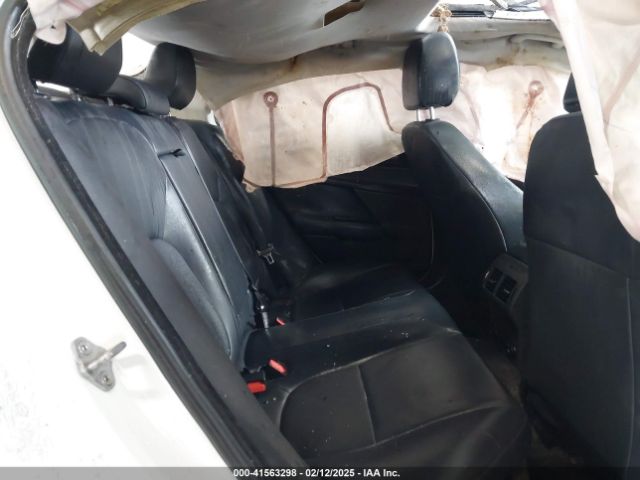 2017 JAGUAR XE SAJAR4BG1HA972547 Photo 7