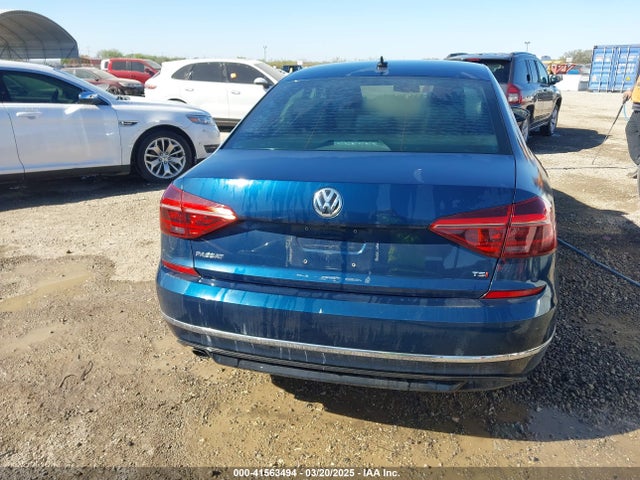 Volkswagen Passat 2018 1VWAA7A39JC012678 Image 16