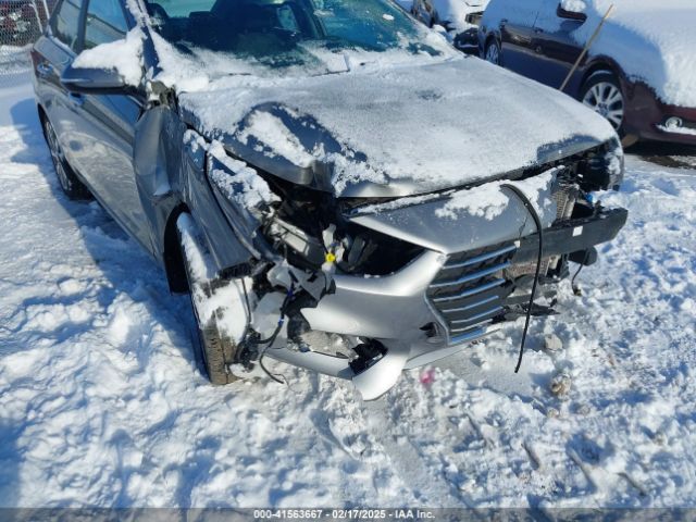 3KPC34A61NE158392 Hyundai Accent Limited