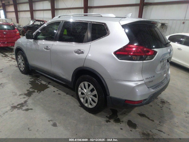 Nissan ROGUE S 2017 KNMAT2MT4HP502900 Image 3