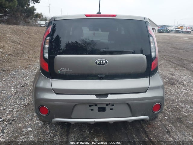 KNDJP3A51J7593842 KIA SOUL +