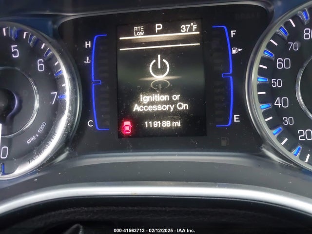 Chrysler 200 Limited 2015 1C3CCCAB3FN709169 Image 7