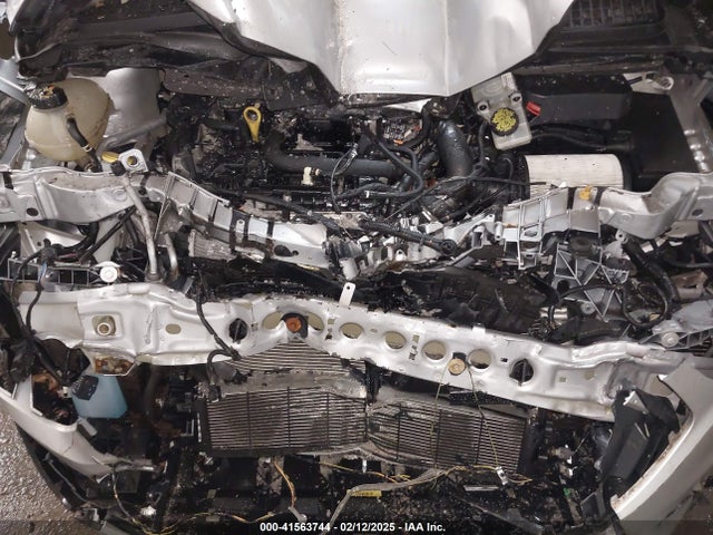 1FMCU9GDXHUA83838 Ford ESCAPE SE