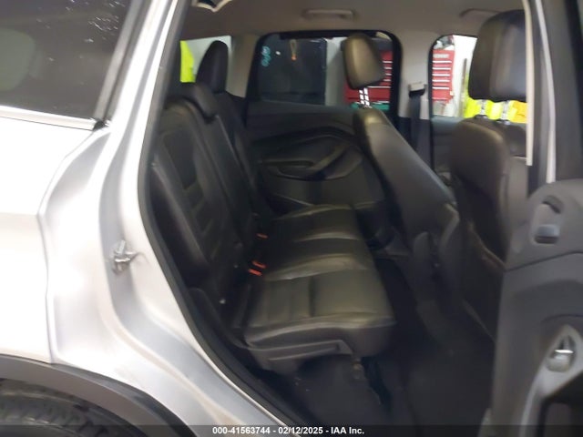 1FMCU9GDXHUA83838 Ford ESCAPE SE