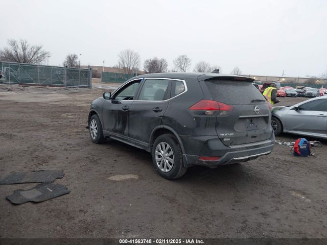 2018 NISSAN ROGUE KNMAT2MV8JP537754 Photo 2