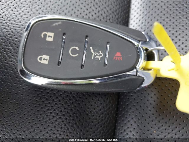 2GNAXUEV7M6119678 Chevrolet Equinox Awd Lt