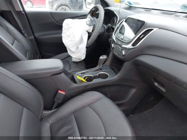 2GNAXUEV7M6119678 Chevrolet Equinox Awd Lt