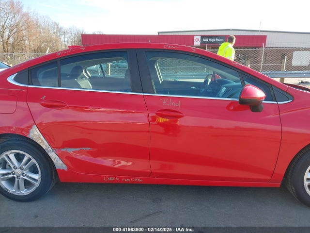 1G1BE5SM6H7223551 Chevrolet Cruze Lt Auto