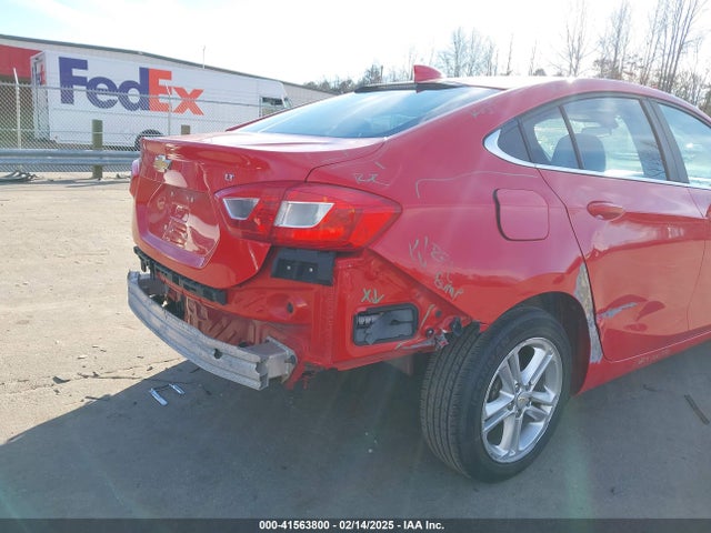 1G1BE5SM6H7223551 Chevrolet Cruze Lt Auto