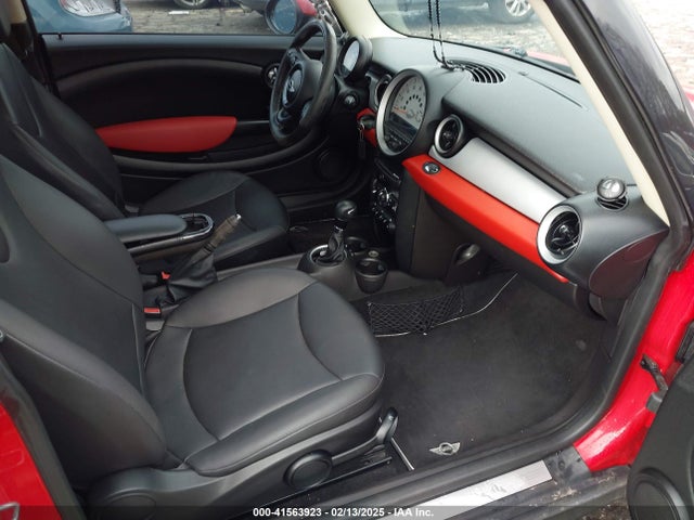 2012 MINI COOPER WMWSU3C58CT542601 Photo 4