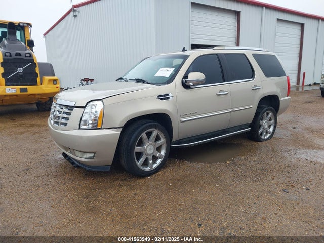 2008 CADILLAC ESCALADE 1GYEC63818R151366 Photo 1