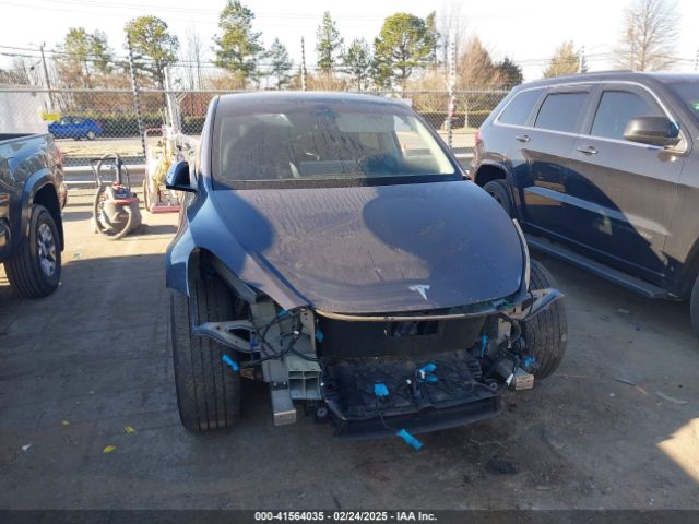 7SAYGDEF1NF382442 Tesla Model Y Performance Dual Motor All-wheel Drive