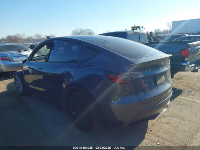 7SAYGDEF1NF382442 Tesla Model Y Performance Dual Motor All-wheel Drive