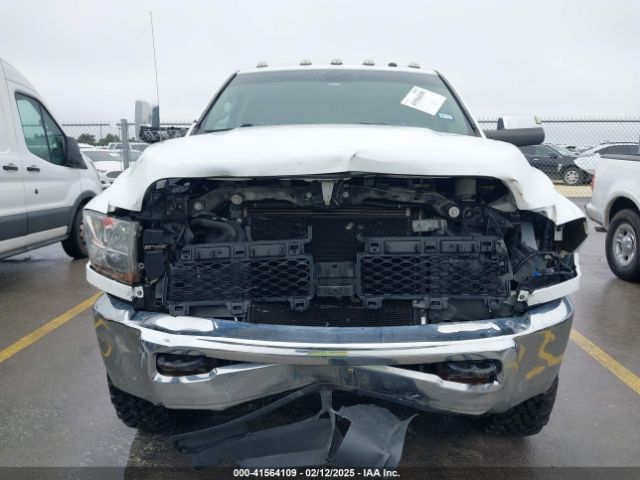 3C6UR5DL3HG673971 RAM 2500 Slt  4x4 6'4 Box