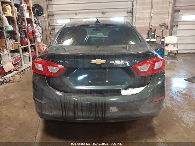 1G1BE5SM0H7136714 Chevrolet Cruze Lt Auto