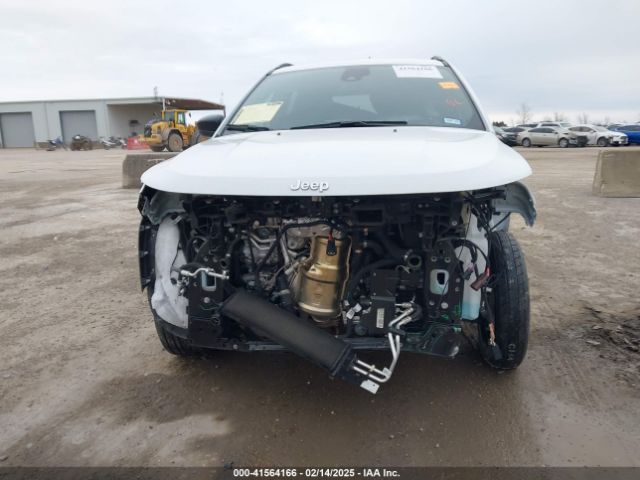 3C4NJDFN4RT169922 Jeep Compass Latitude Lux Fwd