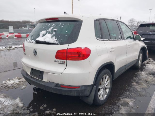WVGBV3AX4EW529023 Volkswagen TIGUAN SE