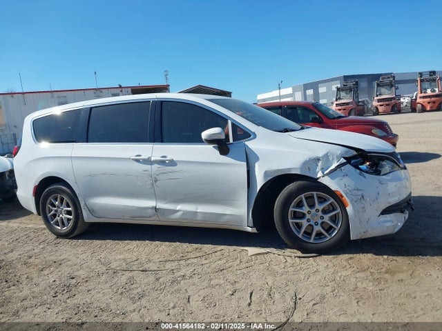 2C4RC1CG5JR101748 Chrysler Pacifica Lx