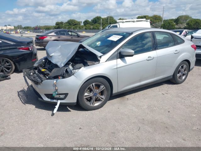 2018 FORD FOCUS 1FADP3FE3JL220529 Photo 1