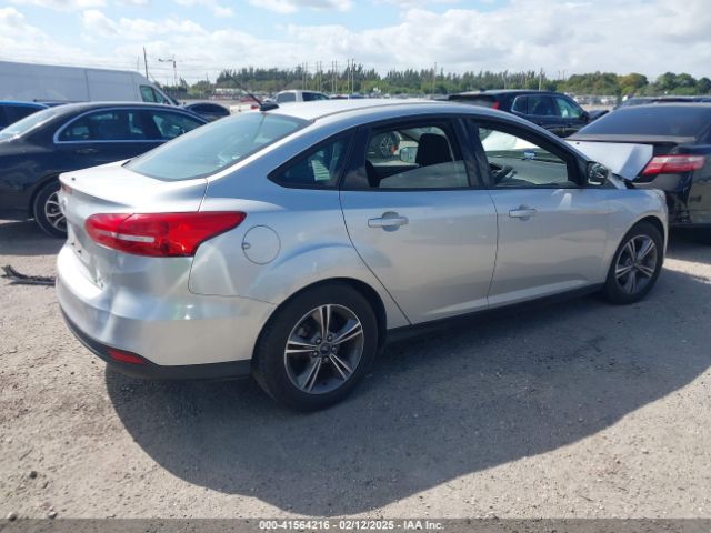 2018 FORD FOCUS 1FADP3FE3JL220529 Photo 3