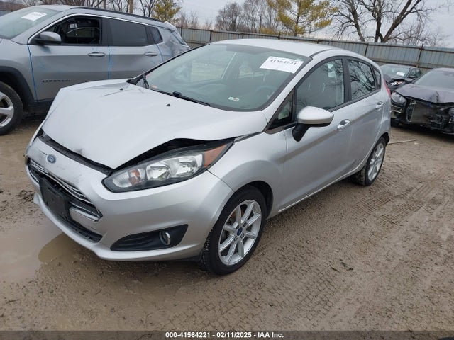 Ford FIESTA SE 2019 3FADP4EJ8KM107180 Image 2