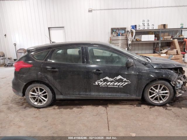 1FADP3K28JL315969 Ford FOCUS SE