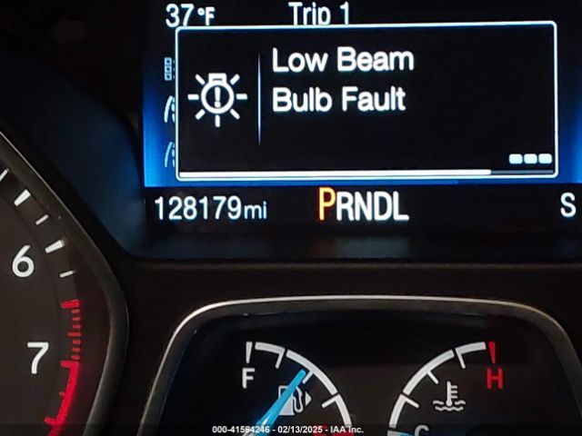 1FADP3K28JL315969 Ford FOCUS SE